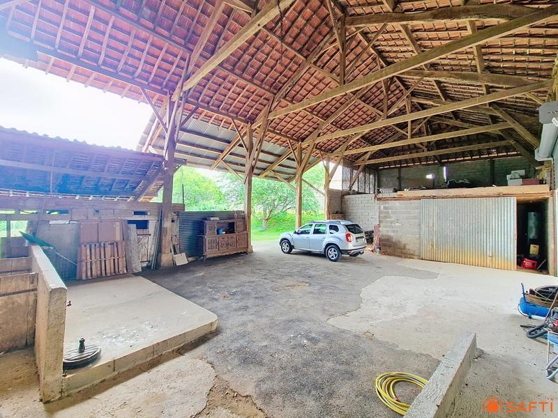 Maison de village - 310 m² - 8 pièces