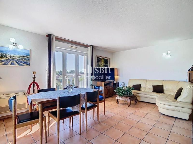 Appartement - 81 m² - 3 pièces