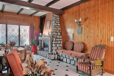 Maison - 197 m² - 9 pièces