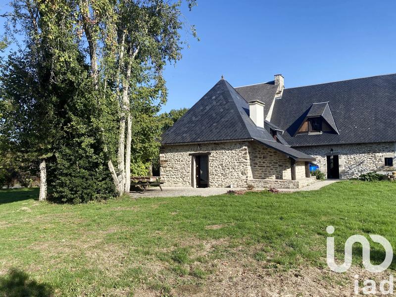 Maison - 210 m² - 6 pièces