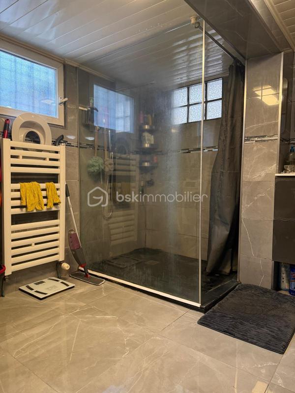 Maison - 114 m² - 6 pièces