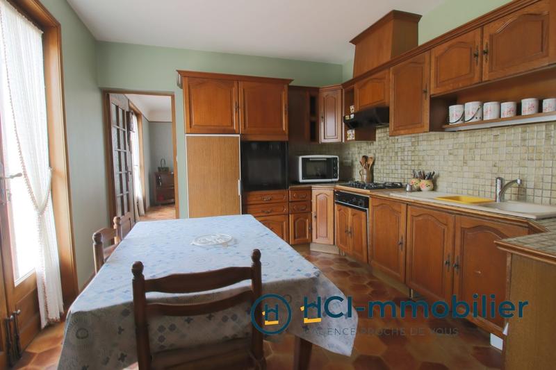 Maison - 193 m² - 9 pièces