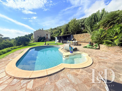 Maison - 175 m² - 4 pièces