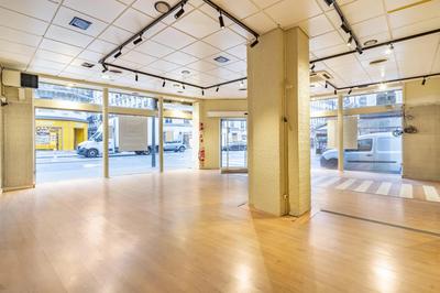Local commercial - 220 m²