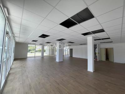 Local commercial - 168 m²