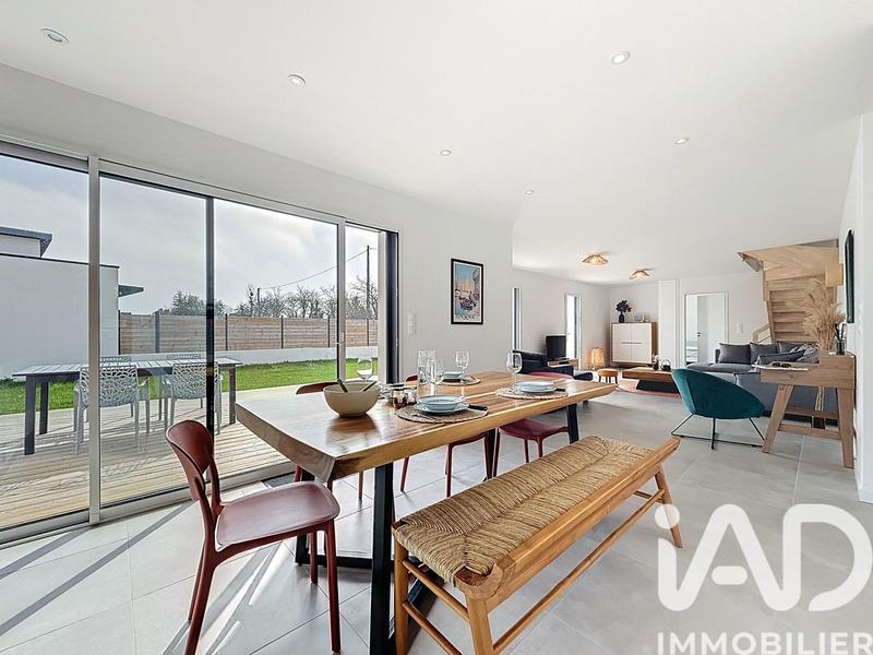 Maison - 146 m² - 6 pièces