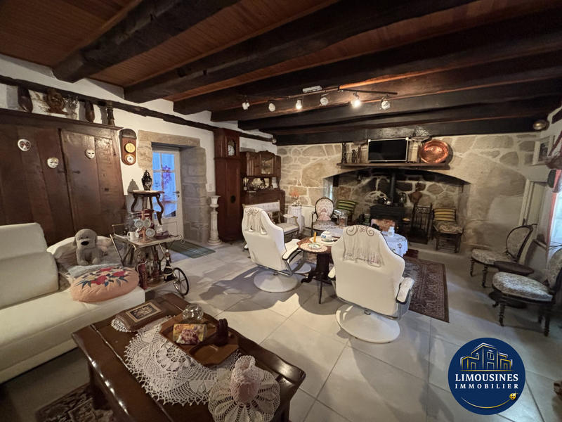 Maison - 224 m² - 8 pièces