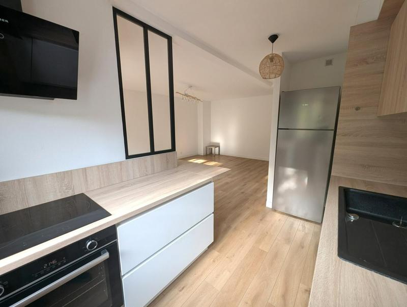 Appartement - 77 m² - 3 pièces