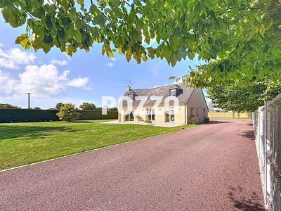 Maison - 159 m² - 7 pièces