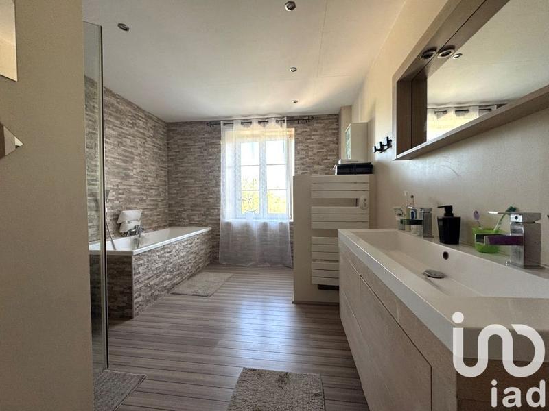 Maison de village - 194 m² - 6 pièces