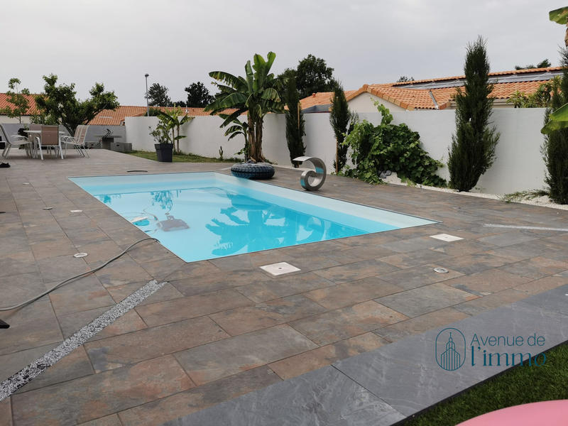 Maison - 161 m² - 7 pièces