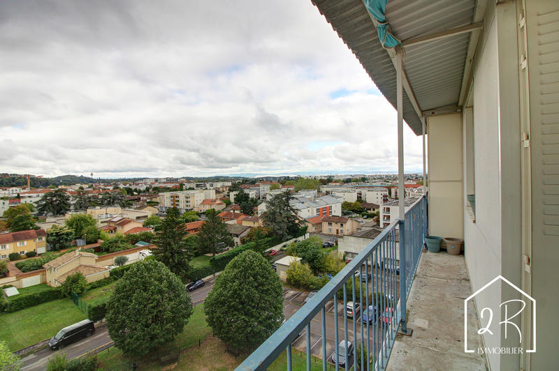 Appartement - 72 m² - 3 pièces