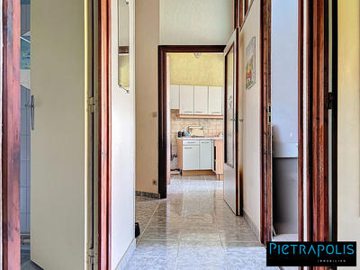 Appartement - 85 m² - 4 pièces