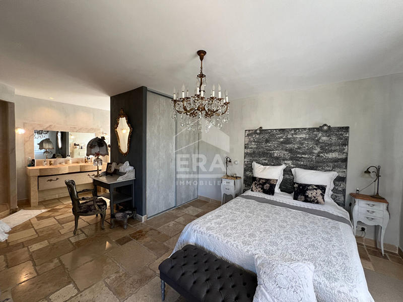 Maison - 188 m² - 5 pièces