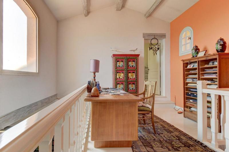 Villa - 250 m² - 7 pièces