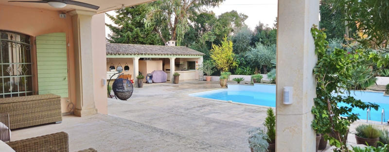 Villa - 530 m² - 10 pièces