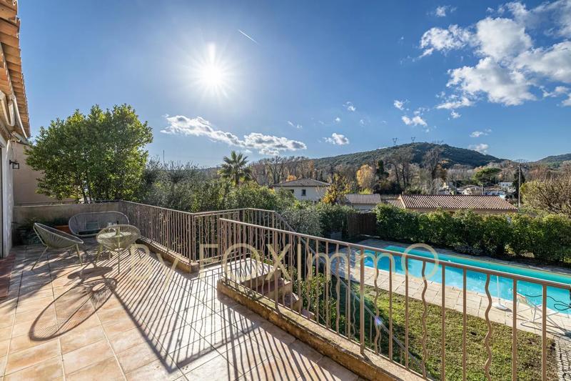 Maison - 170 m² - 6 pièces