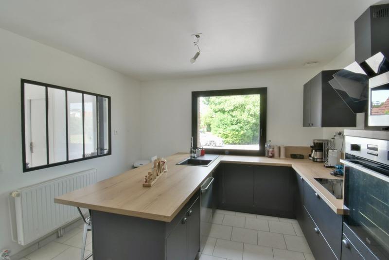 Maison - 282 m² - 7 pièces