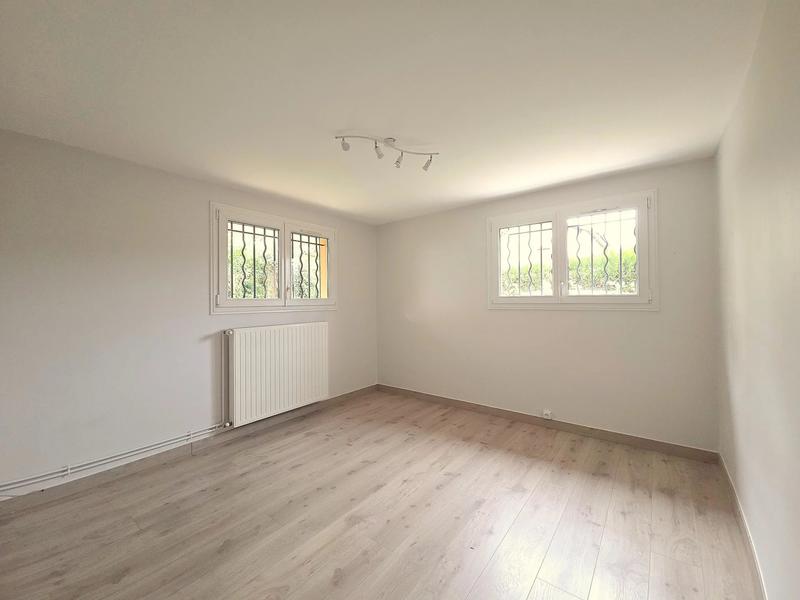 Maison - 200 m² - 10 pièces