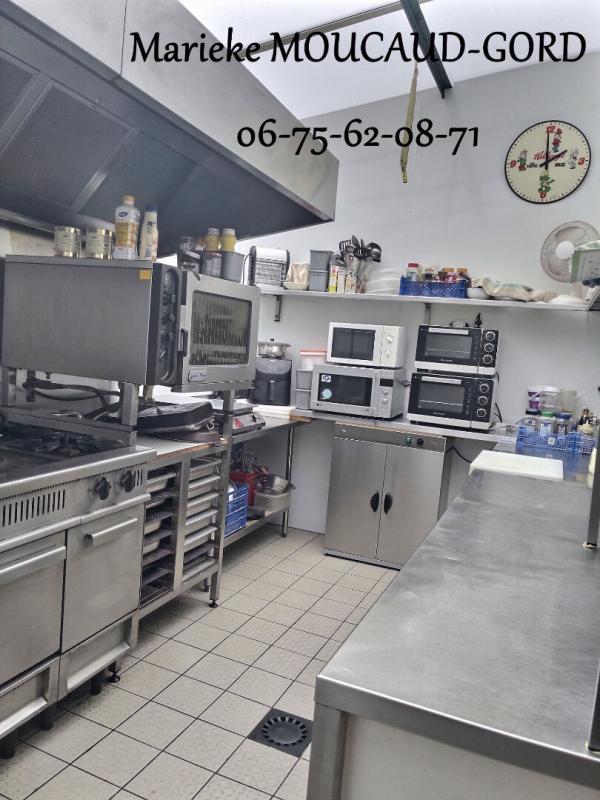 Maison - 300 m² - 10 pièces