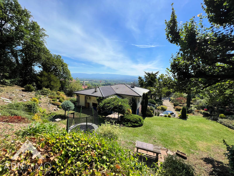 Maison - 167 m² - 5 pièces