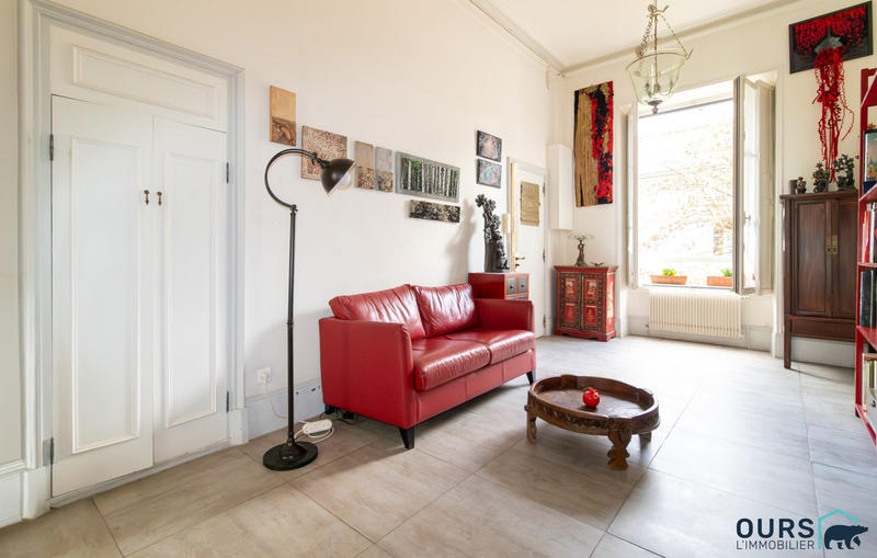 Appartement - 112 m² - 5 pièces