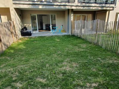 Studio - 25 m² - 1 pièce