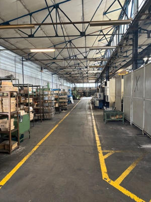 Local d'activité / Entrepôt - 4 600 m²
