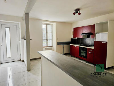 Maison - 100 m² - 4 pièces