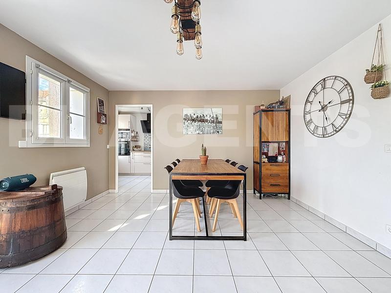 Appartement - 77 m² - 4 pièces