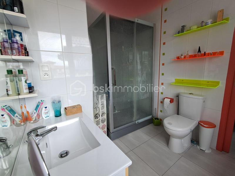 Maison traditionnelle - 168 m² - 4 pièces