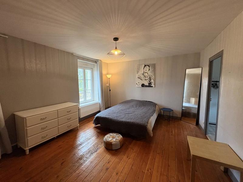 Maison en pierre - 170 m² - 8 pièces