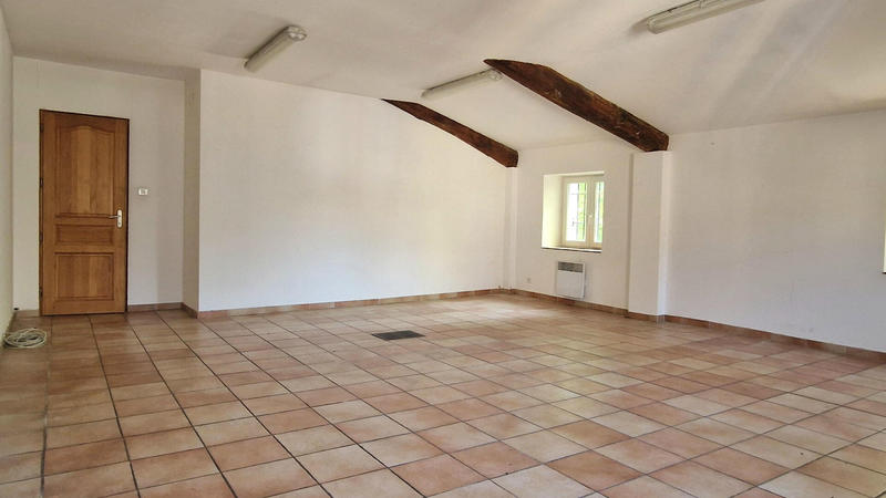 Maison - 210 m² - 7 pièces