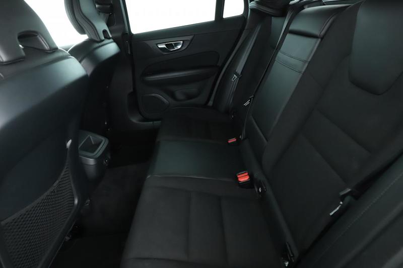 Volvo V60 2.0 B4 Geartronic 8 197 ch