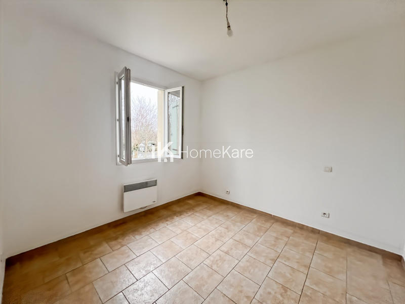 Maison - 220 m² - 6 pièces