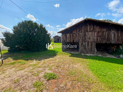 Maison - 270 m² - 5 pièces