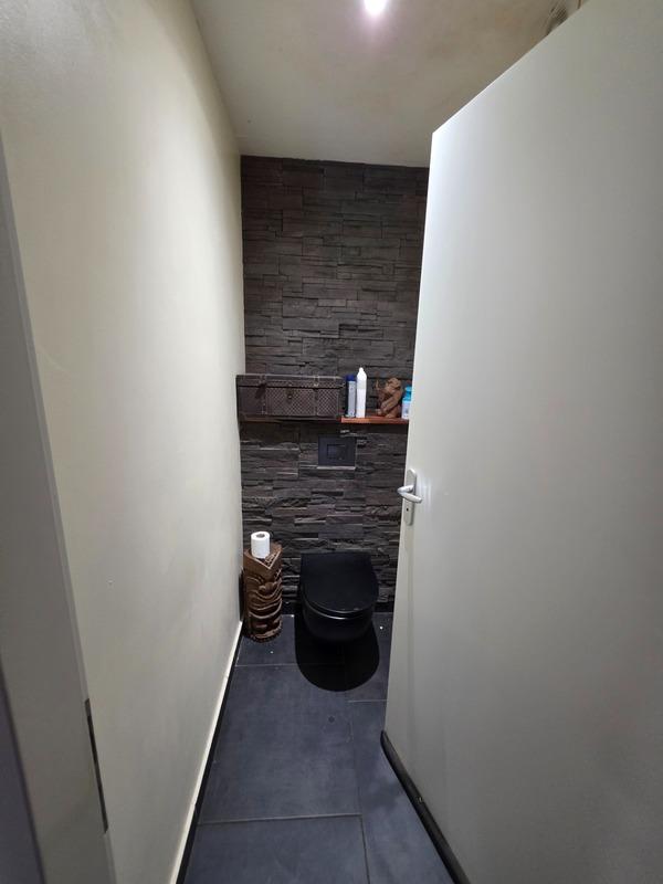 Villa - 180 m² - 9 pièces