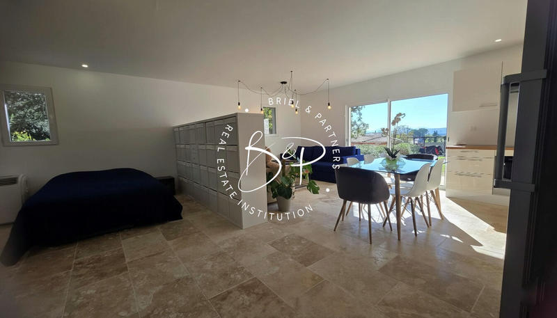 Maison - 148 m² - 6 pièces