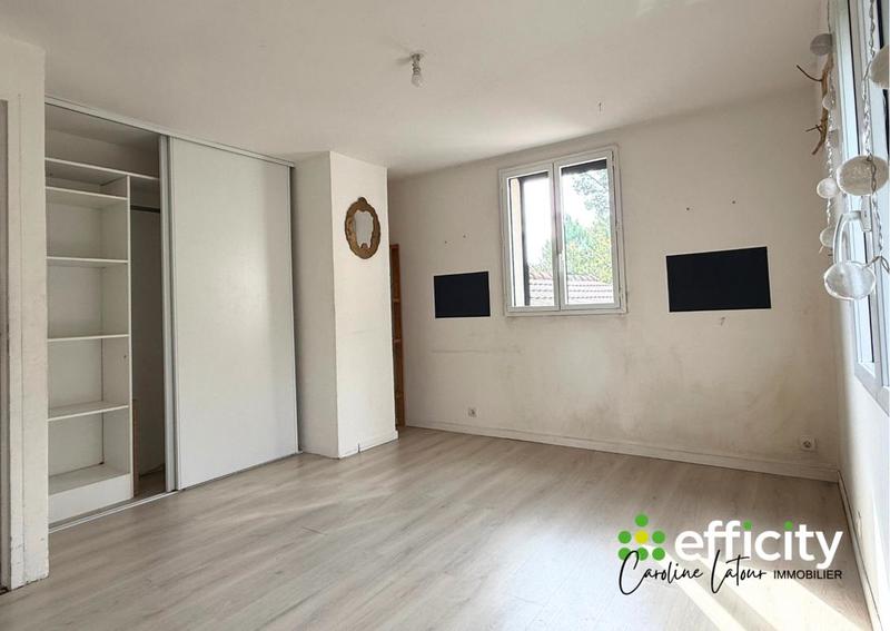 Maison - 152 m² - 6 pièces