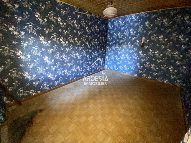 Maison - 90 m² - 6 pièces