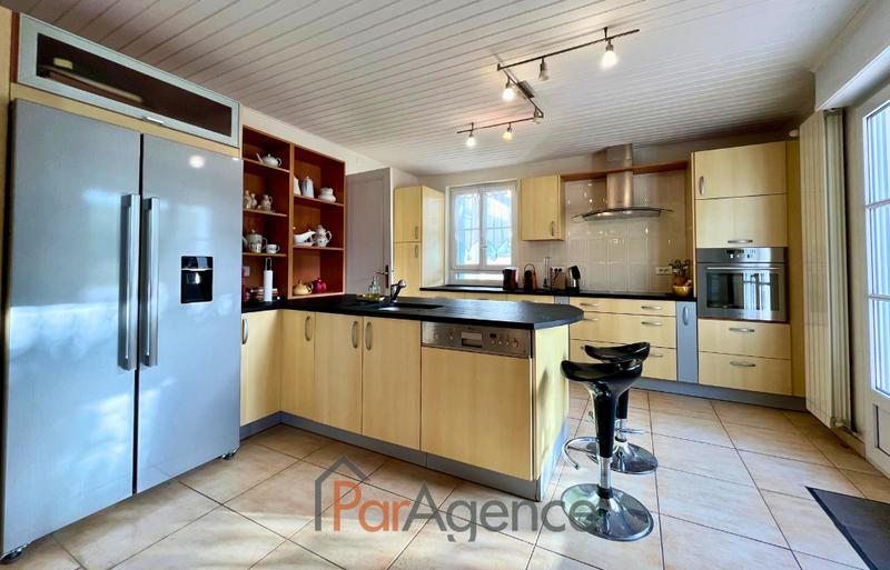 Maison - 157 m² - 6 pièces