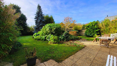 Maison - 206 m² - 8 pièces