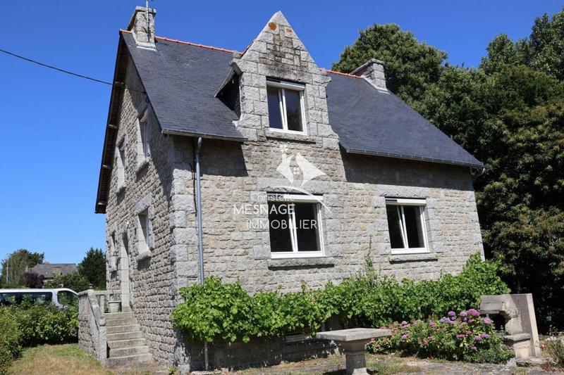 Maison - 252 m² - 10 pièces