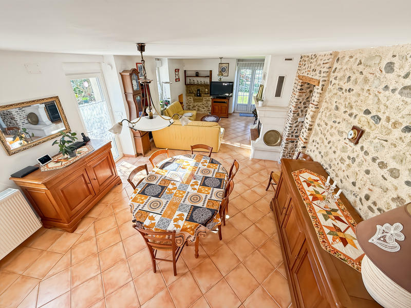 Maison - 160 m² - 5 pièces