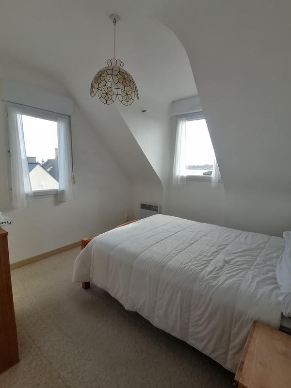 Maison - 157 m² - 9 pièces