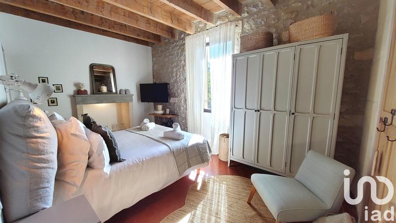 Maison - 360 m² - 10 pièces