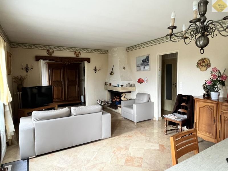 Maison - 170 m² - 8 pièces