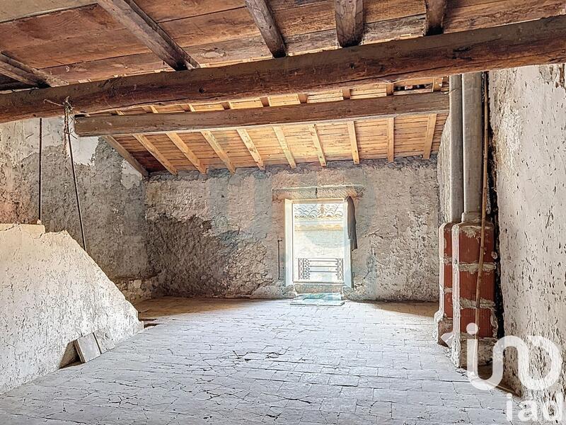 Maison de ville - 300 m² - 4 pièces