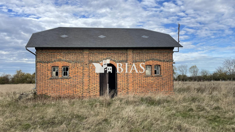 Maison ancienne - 64 m² - 1 pièce