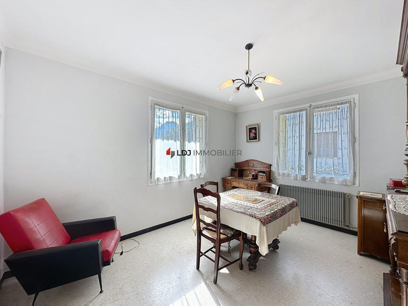 Maison traditionnelle - 112 m² - 5 pièces